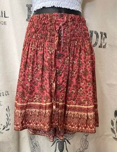 Short Dusky Pink Floral Skirt with Buttons