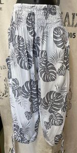 Long Pants: 3/4 Length Pants - White with Grey Monstera Print