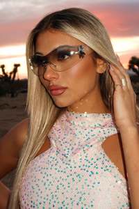 Festival: Lasso Sunglasses - Transparent/Grey