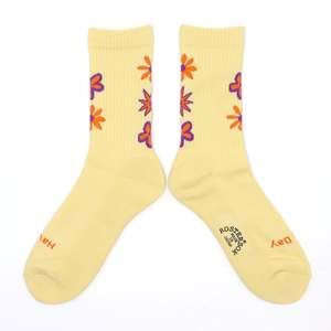 Footwear: De La Socks