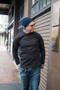 Tops: Makaha LS Anthracite