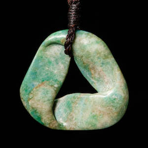 Jeromy Van Riel Jade: Aotea Squashed Mobius form pendant