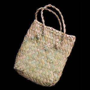 Exhibition Gallery: Silver and Jade Piwakawaka bird pendant by Madelyne Gourdin