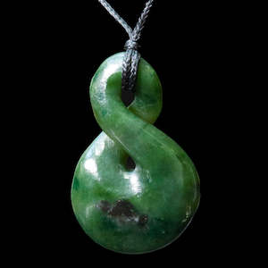 Tamaki Carvers 1: Small Jade Twist, handcrafted pendant