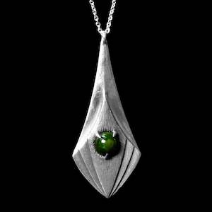 Jewellery: Sterling Silver Pendant with Pounamu Insert