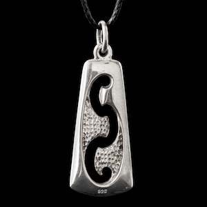 Jewellery: Silver Taroa Toki Form by Kerry Thompson