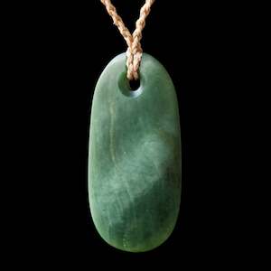 Tim Steel: Inanga jade roimata drop, hand carved by Tim Steel