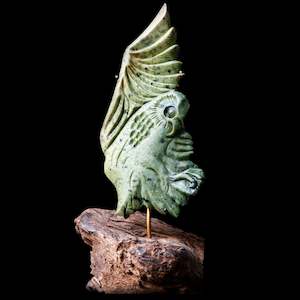 Exhibition Gallery: Ruru/Owl pounamu sculpture by Alex Sands