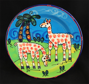 Products: Medium Round Plattter - The Alpaca Company