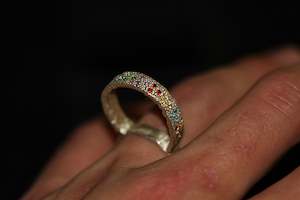 Maxx Jewels: Bow Rain