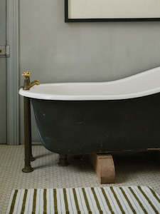 Home Accessories: Echo Bath Mat Caper & Chalk