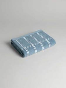 Baina: Sorn Bath Towel Celeste & Chalk