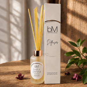 New Items: Reed Diffuser: Camellia & White Musk