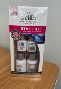 GeliQ Gel Manicure Starter Kit (includes UV/LED Lamp)