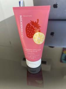 Exfoliant Scrub: OLEHENRIKSEN STRAWBERRY LEMONADE SMOOTHING SCRUB