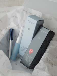 Products: Revitabrow Duo Gift Box