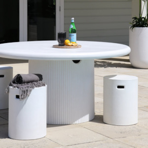 Outdoor: PATRAS ROUND CONCRETE TABLE | WHITE