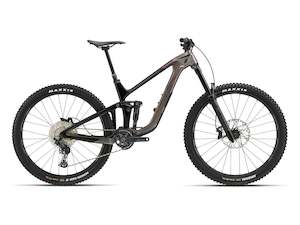 All Mountain Bikes: GIANT Reign Advanced Pro 2