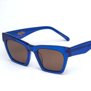 Age Eyewear: Image | Royal