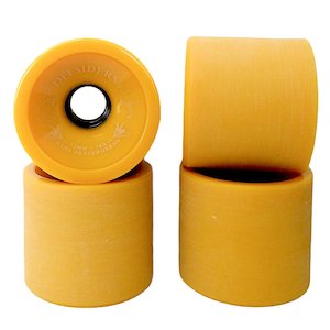 Nana: NANA Skateboard Wheels 72mm Offsiders Gold