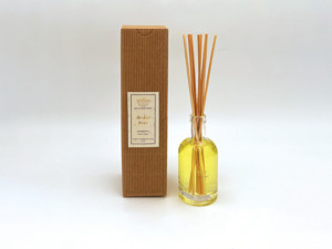 Reed Diffuser - Amber Noir - The Candle - Home Fragrances