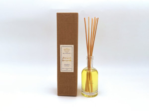 Products: Reed Diffuser - Jasmine & Honeysuckle - The Candle - Home Fragrances