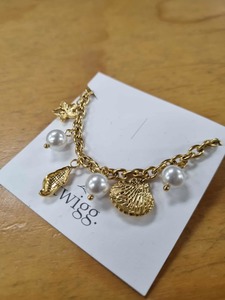 Twigg Jewellery: TWIGG JEWELLERY Coastal Charm Bracelet