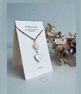 TWIGG JEWELLERY Anna Heart Pearl Necklace