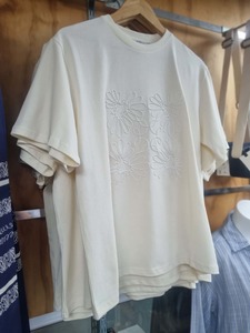 Mon Renn: MON RENN Essie Tee Off White