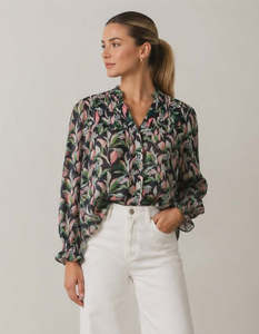 BLACKSTONE Patti Stitched Pleat Blouse