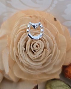 Sterling Silver Horseshoe Heart Pendant - Elegant Necklace - The Chunky Jeweller
