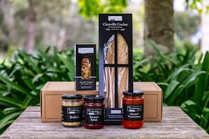 Entertainer’s Hamper – The Clareville Bakery