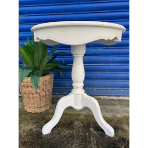 Furniture: French Provincial Table