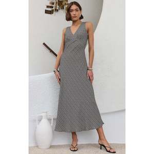 Staple The Label: Della Bias Maxi Dress - Black / Cream