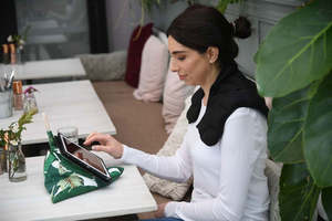 Shrug Heat Bag Shoulder Pain Relief: Shrug Heat Bag (Lupin Seed, not Wheat) - Black