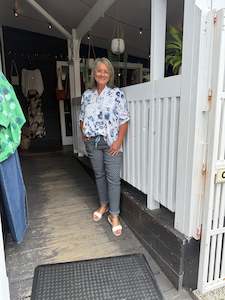 The Italian Closet: The Italian Closet | Archie Stretch Pant - Blue