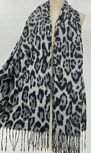 Scarfs: The Cottage Collection | Silver - Lee