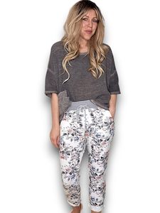 The Cottage Collection | White Rose Joggers