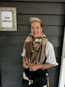 The Cottage Collection | Eddie Scarf