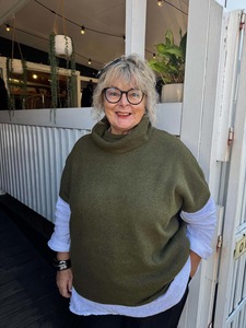 Everything: The Cottage Collection | Viv Top - Forest Green