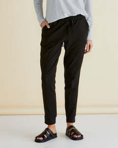 Pants: Betty Basics | Black Heidi Pants