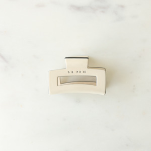Sophie- Medium Claw Clip -  Ivory