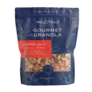 Breakfast: Raspberry Road Gourmet Granola - 840g