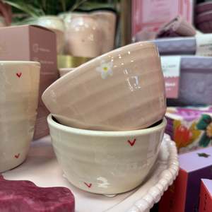 Brogan Handmade Snack Bowl - Petite Flowers - Pink