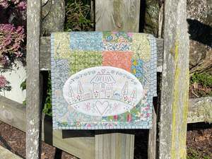 Patterns: My Country Home Table Runner Pattern - Gail Pan Designs