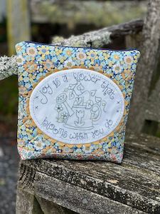 Blooming Joy Zipper Pouch Kitset