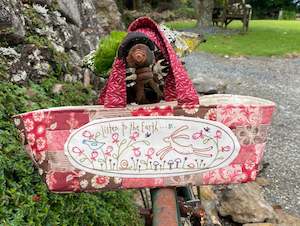 Listen to the Earth Bag Pattern by Hatched and Patched