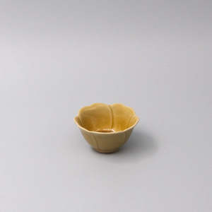 Naibu Pottery: Naibu - Flower Sauce Bowl