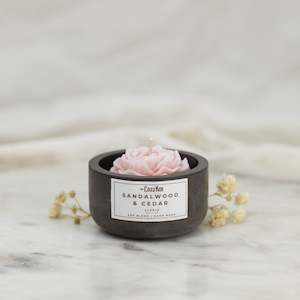 Candles: Flowers in Charcoal Pottles