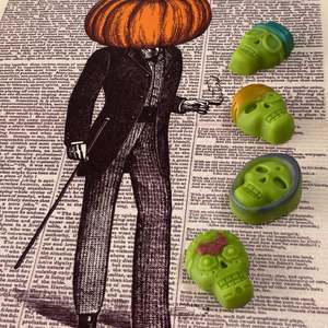 Blackcurrant Absinthe Shapes Wax Melt Bag